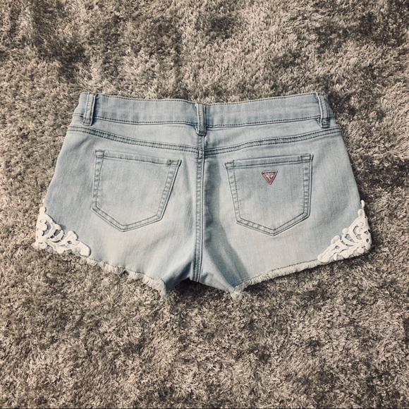 GUESS shorts - Picture 2 of 7
